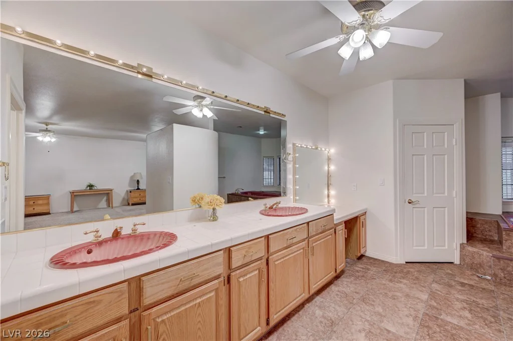 3240 Arby, Las Vegas, NV 89118