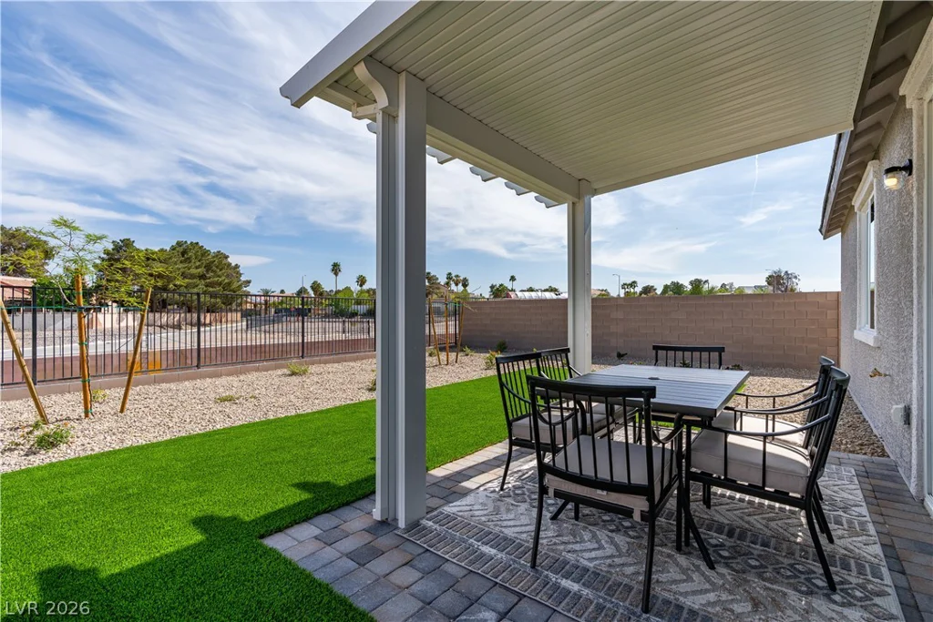2587 Regency Cove, Las Vegas, NV 89121