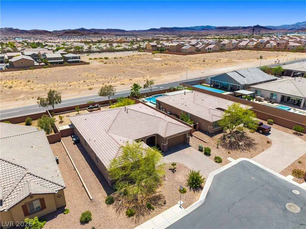 5703 Sproul Canyon, Las Vegas, NV 89139