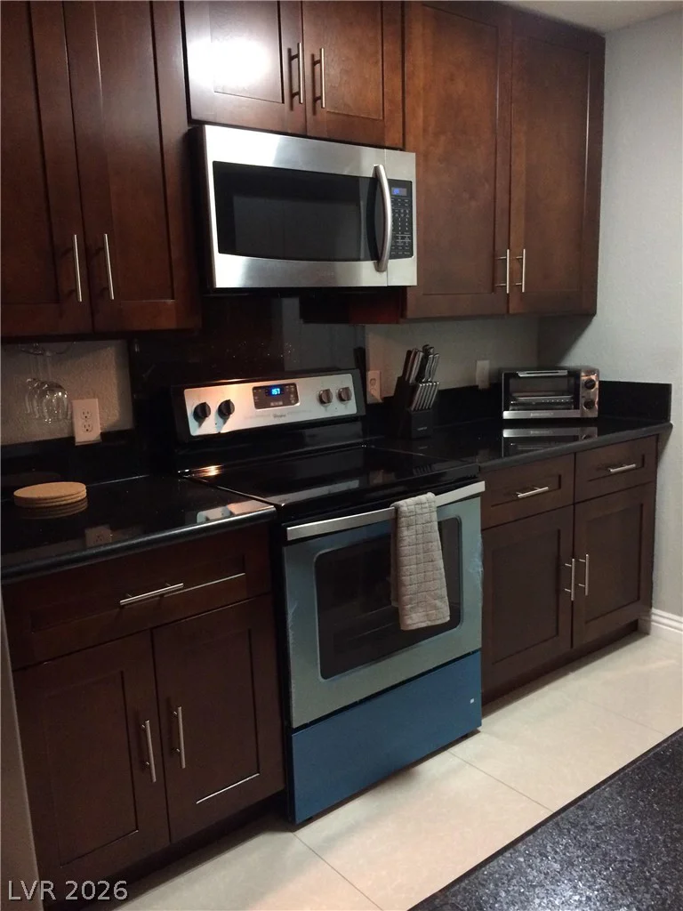 5260 Mission Monterey, Las Vegas, NV 89107