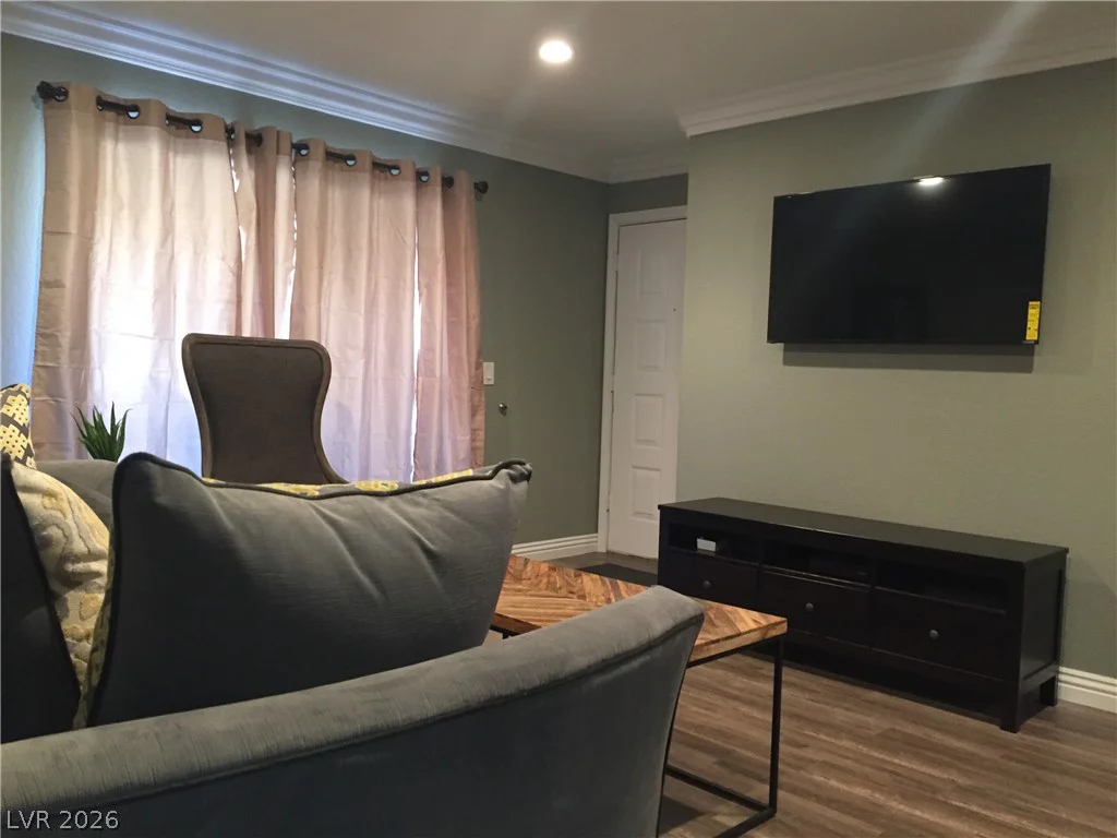 5260 Mission Monterey, Las Vegas, NV 89107