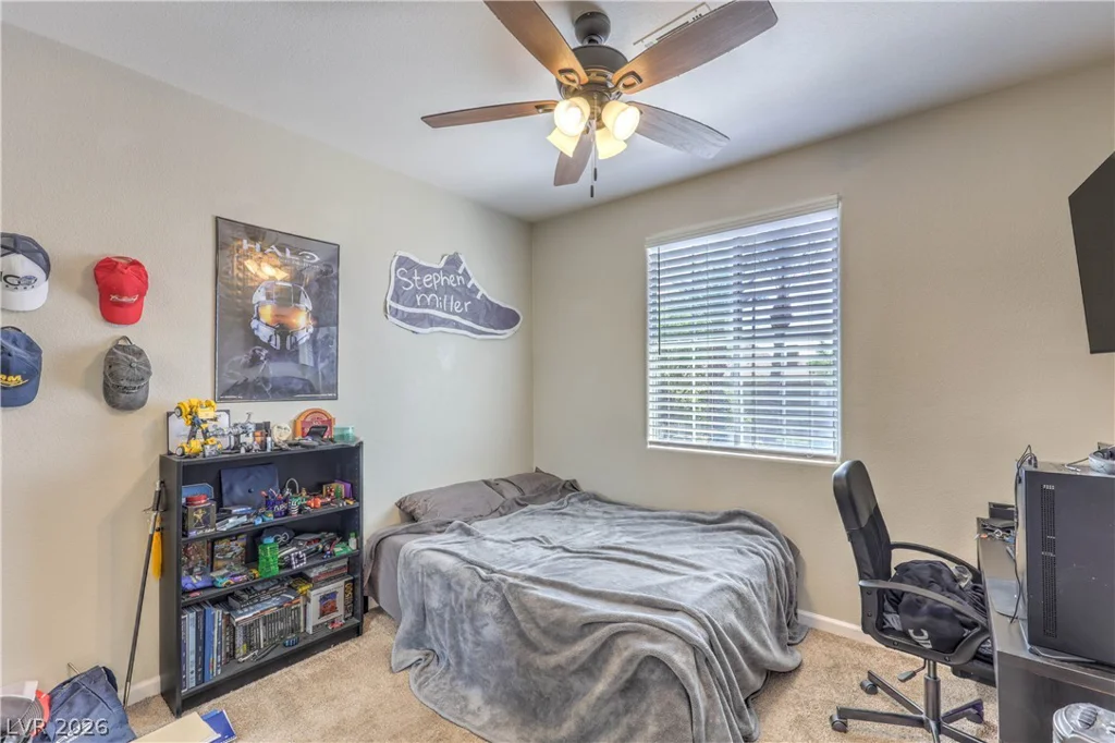 10200 Deerfield Beach, Las Vegas, NV 89129
