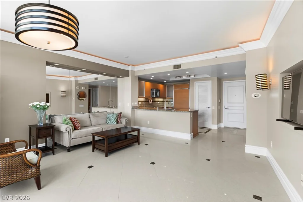 322 Karen, Las Vegas, NV 89109
