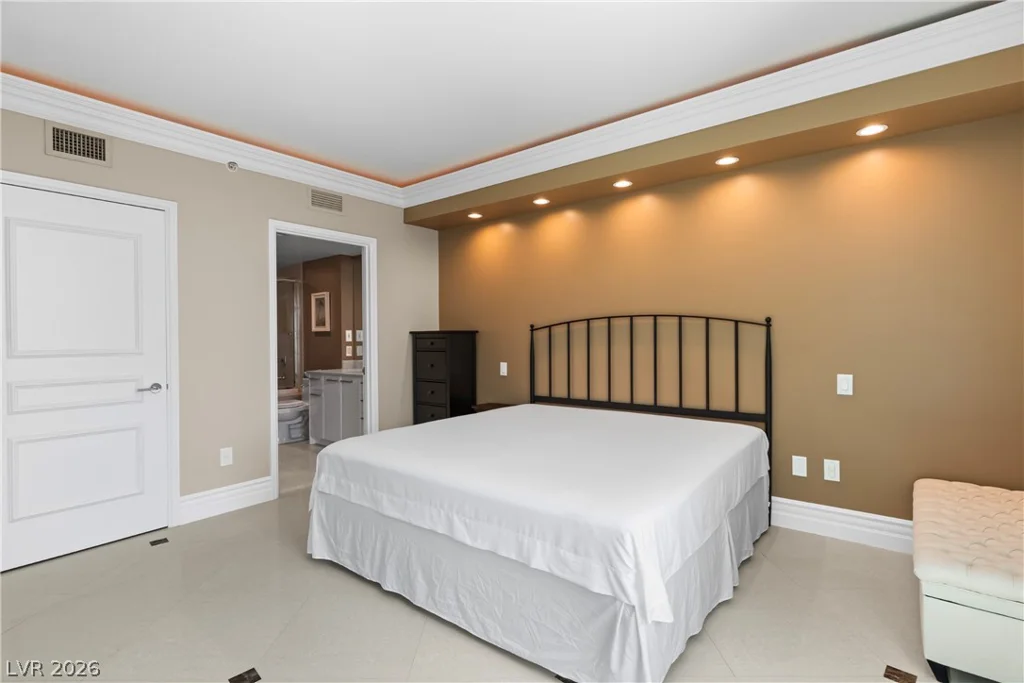 322 Karen, Las Vegas, NV 89109