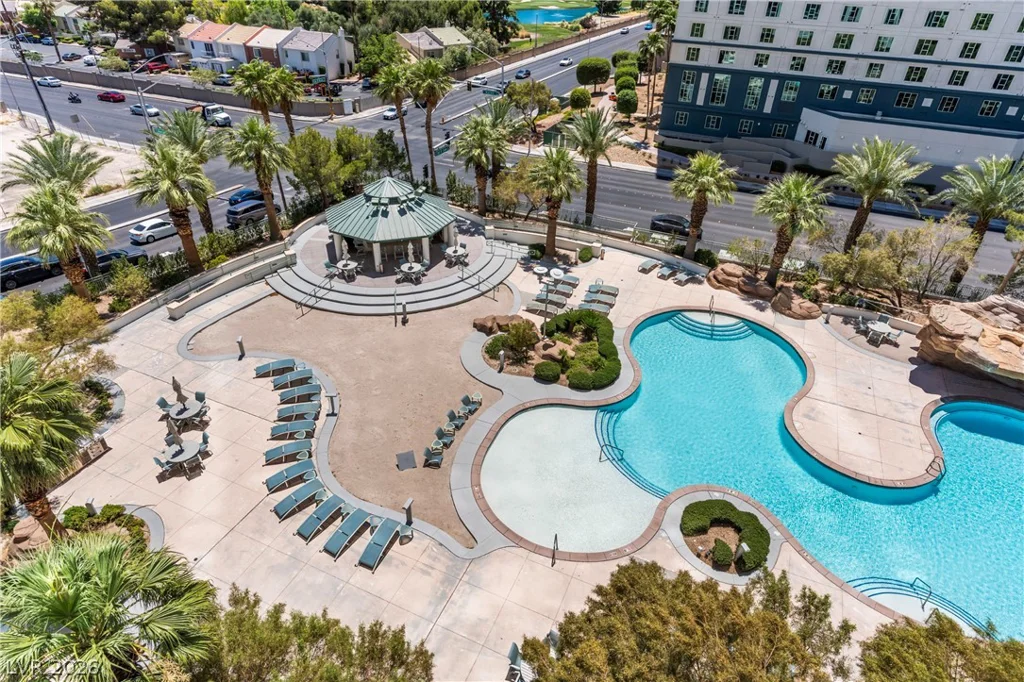 322 Karen, Las Vegas, NV 89109
