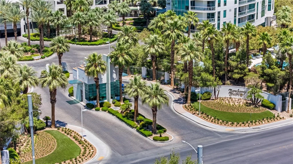 322 Karen, Las Vegas, NV 89109