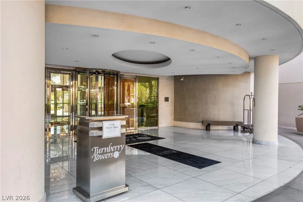 322 Karen, Las Vegas, NV 89109