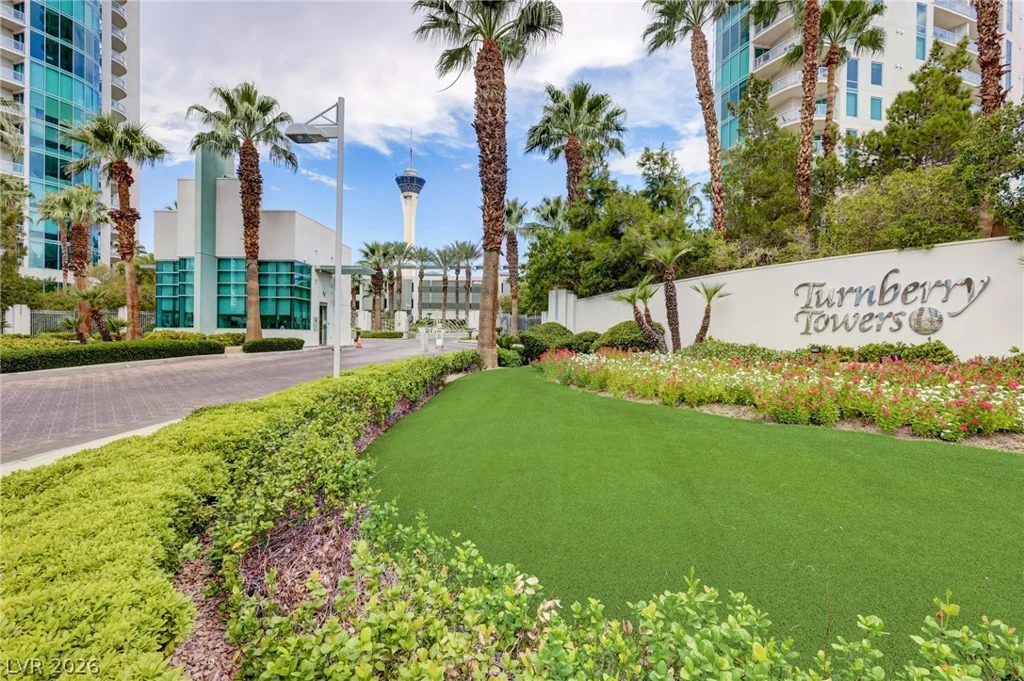 322 Karen, Las Vegas, NV 89109