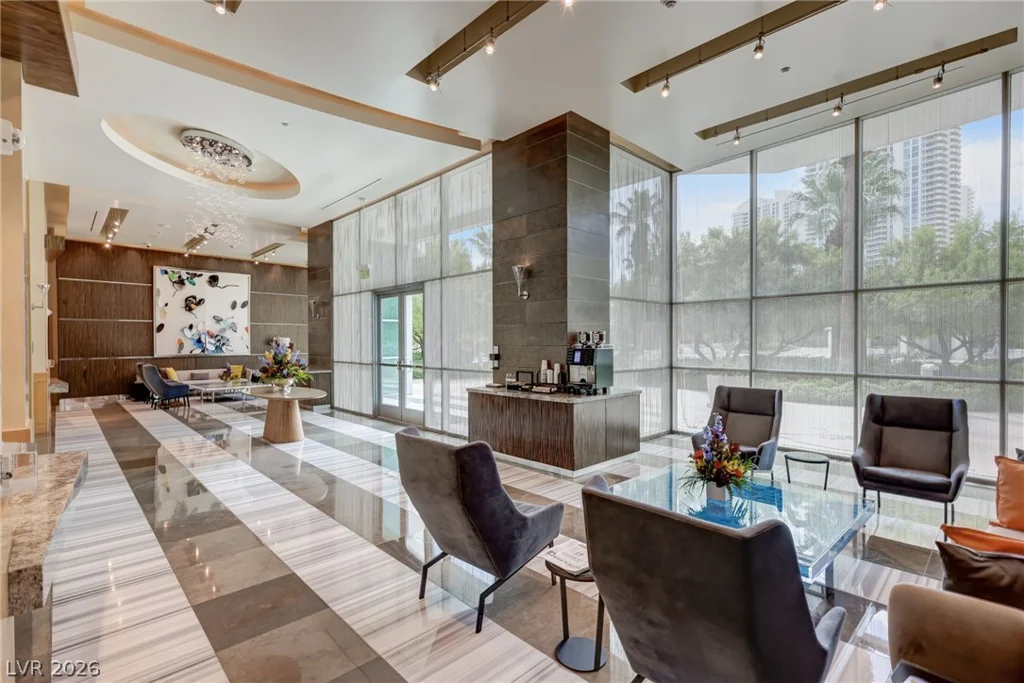 322 Karen, Las Vegas, NV 89109