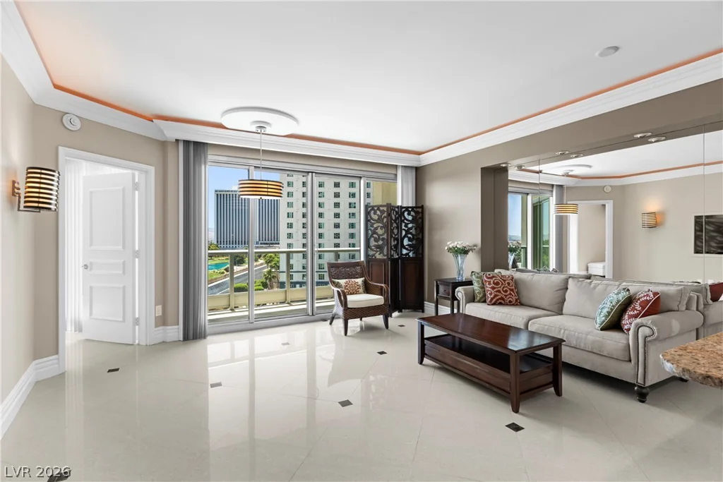 322 Karen, Las Vegas, NV 89109