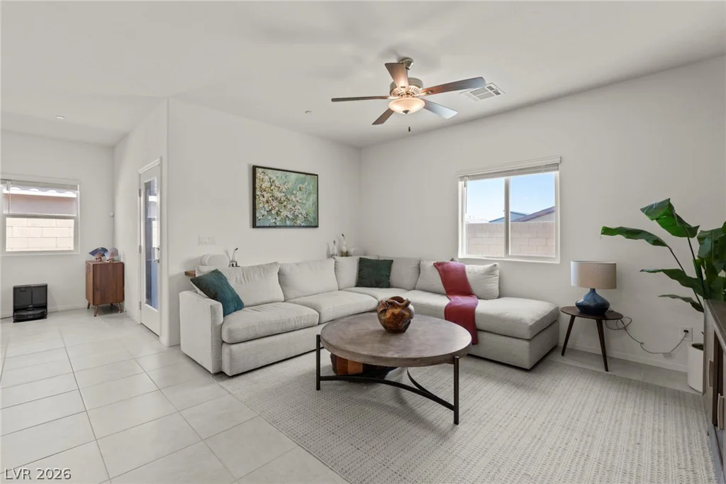 10967 Stone Crossing, Las Vegas, NV 89166