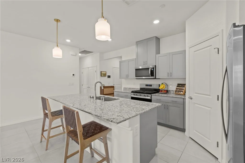 10967 Stone Crossing, Las Vegas, NV 89166