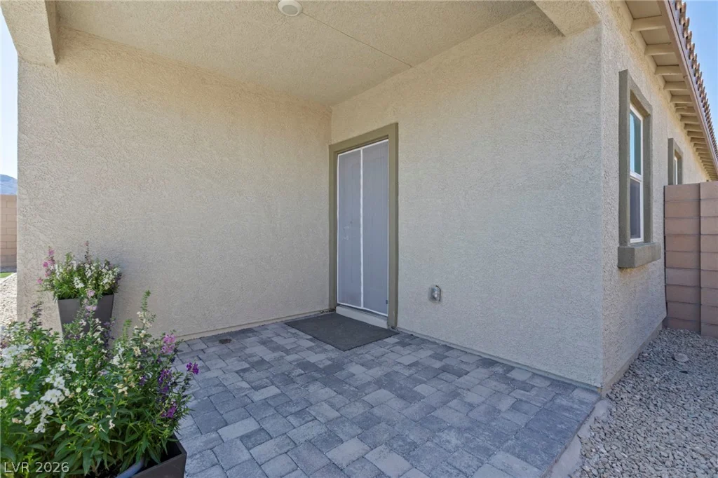 10967 Stone Crossing, Las Vegas, NV 89166