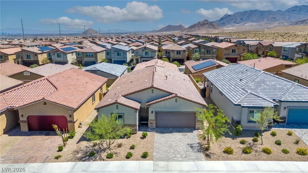 10967 Stone Crossing, Las Vegas, NV 89166