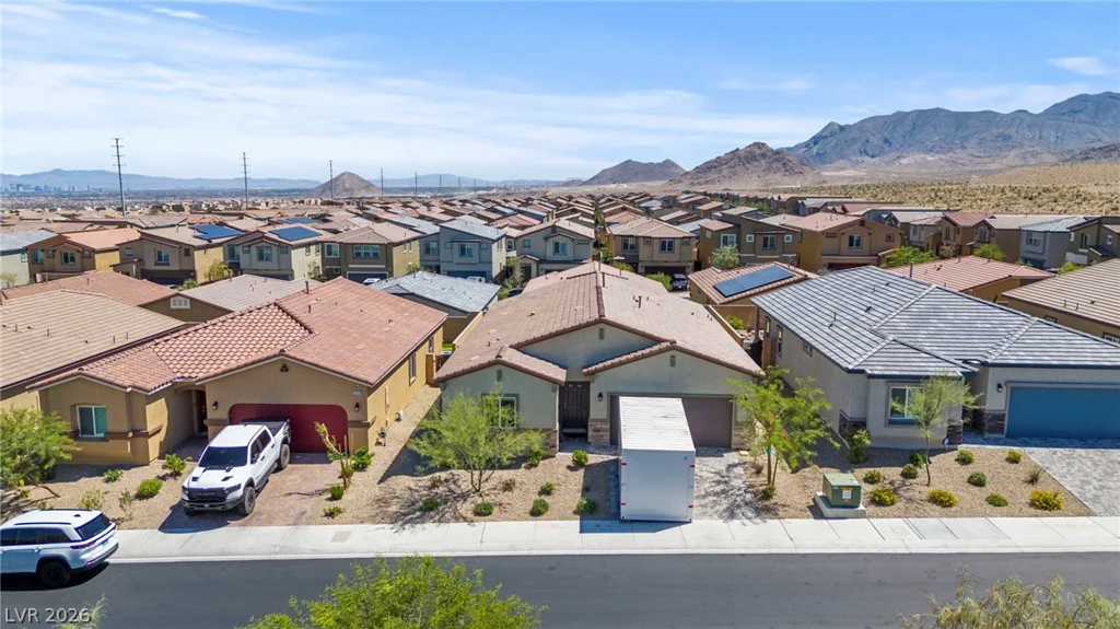 10967 Stone Crossing, Las Vegas, NV 89166