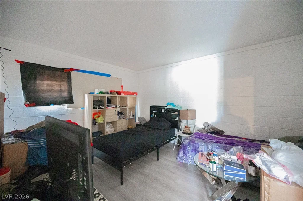 2937 Stewart, Las Vegas, NV 89101