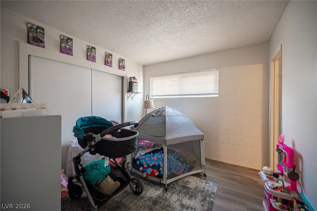 2937 Stewart, Las Vegas, NV 89101