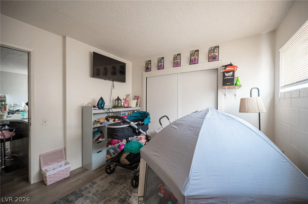 2937 Stewart, Las Vegas, NV 89101