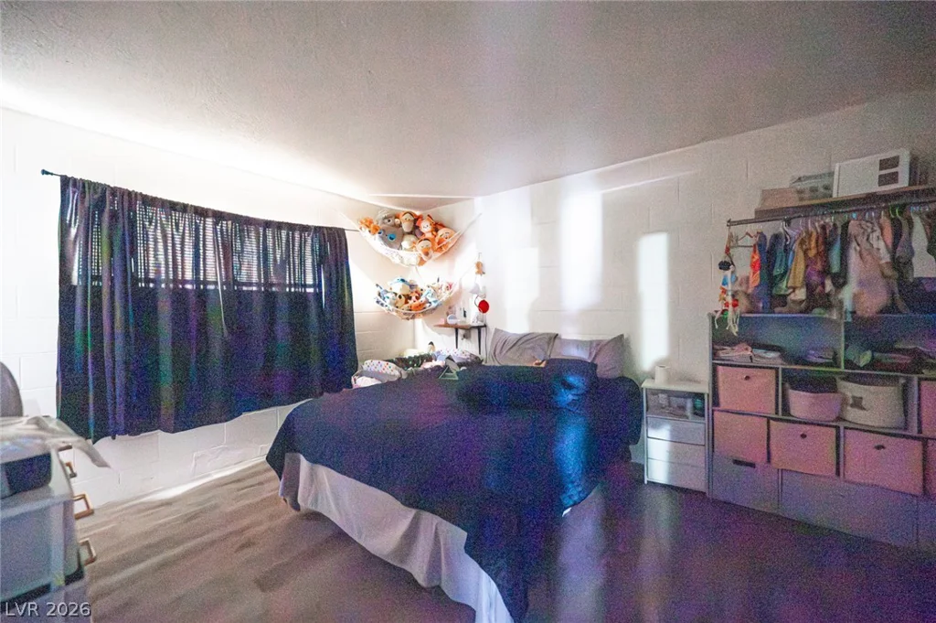 2937 Stewart, Las Vegas, NV 89101