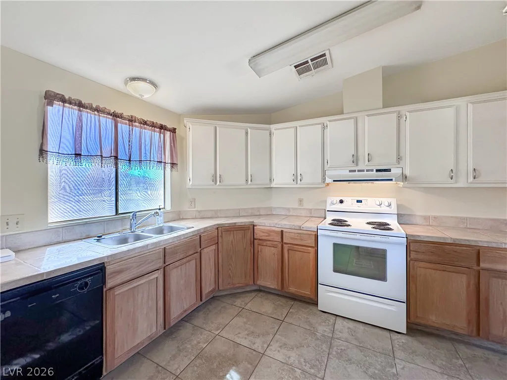 4850 Pontiac, Pahrump, NV 89048