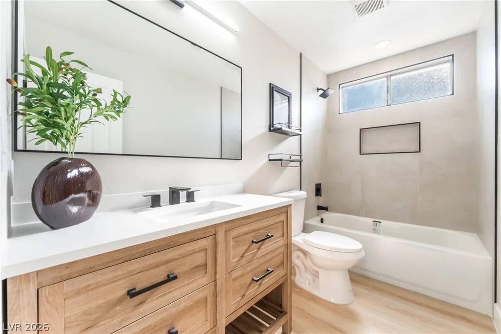 1517 Kirby, Las Vegas, NV 89117