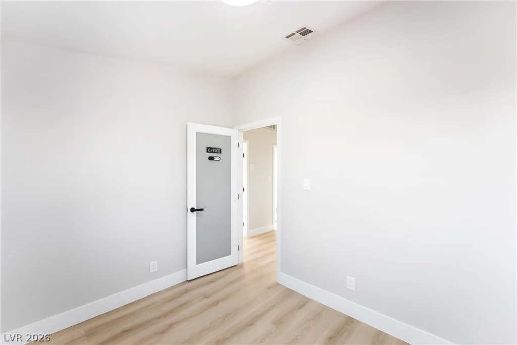 1517 Kirby, Las Vegas, NV 89117