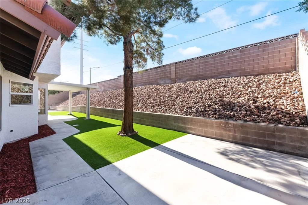1517 Kirby, Las Vegas, NV 89117