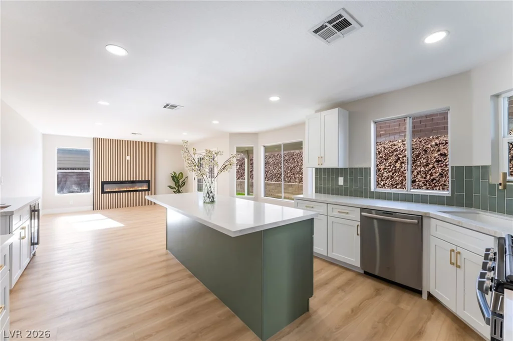 1517 Kirby, Las Vegas, NV 89117