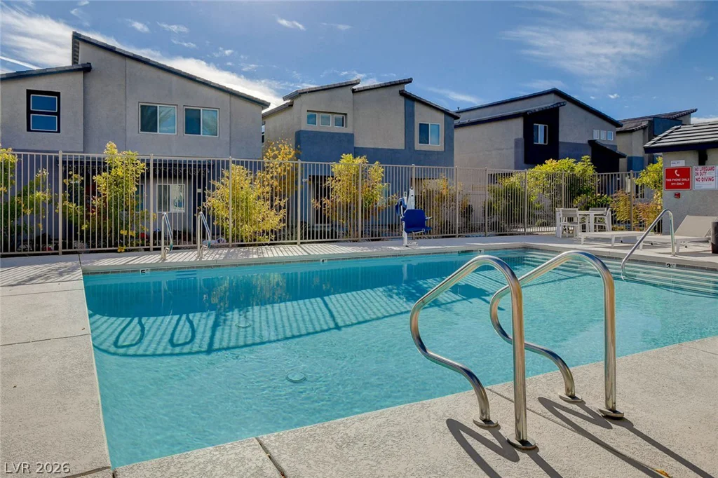 7330 Decatur, Las Vegas, NV 89131