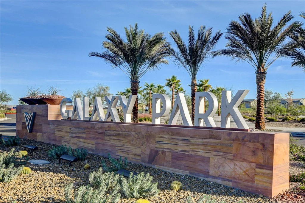 7330 Decatur, Las Vegas, NV 89131