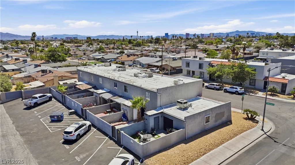 6024 Pebble Beach, Las Vegas, NV 89108