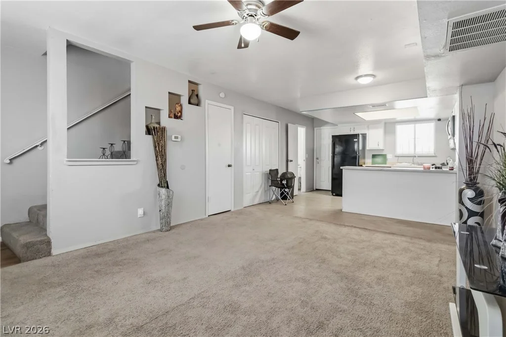 6024 Pebble Beach, Las Vegas, NV 89108