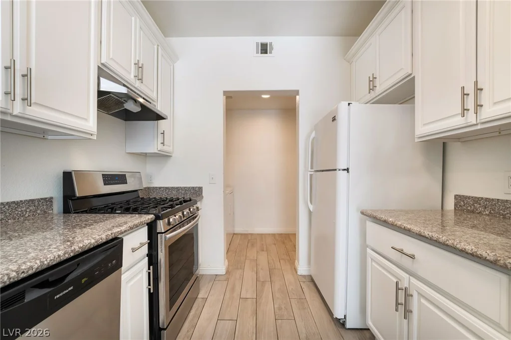 9631 Lame Horse, Las Vegas, NV 89123