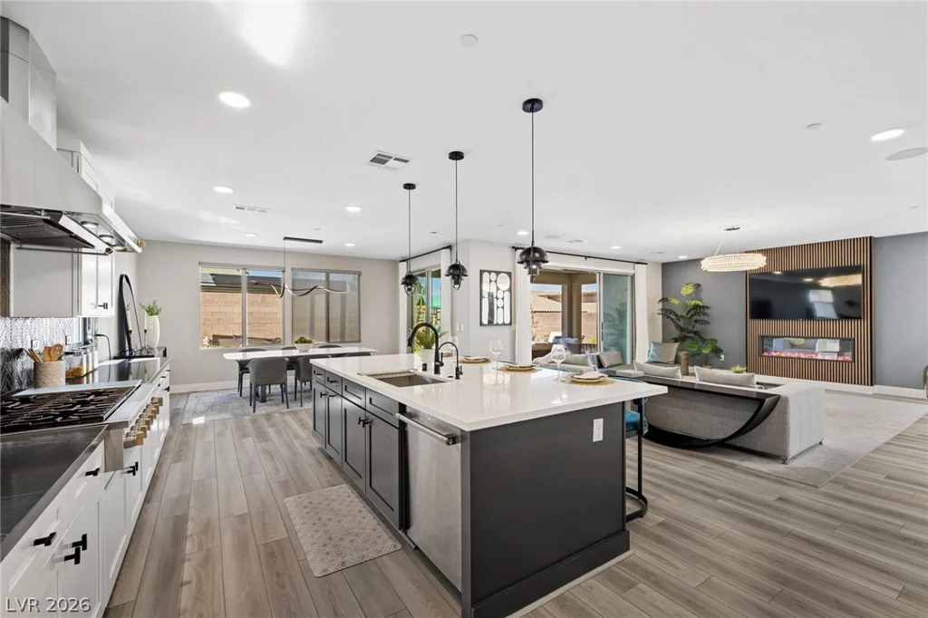 11966 Rockview Point, Las Vegas, NV 89138