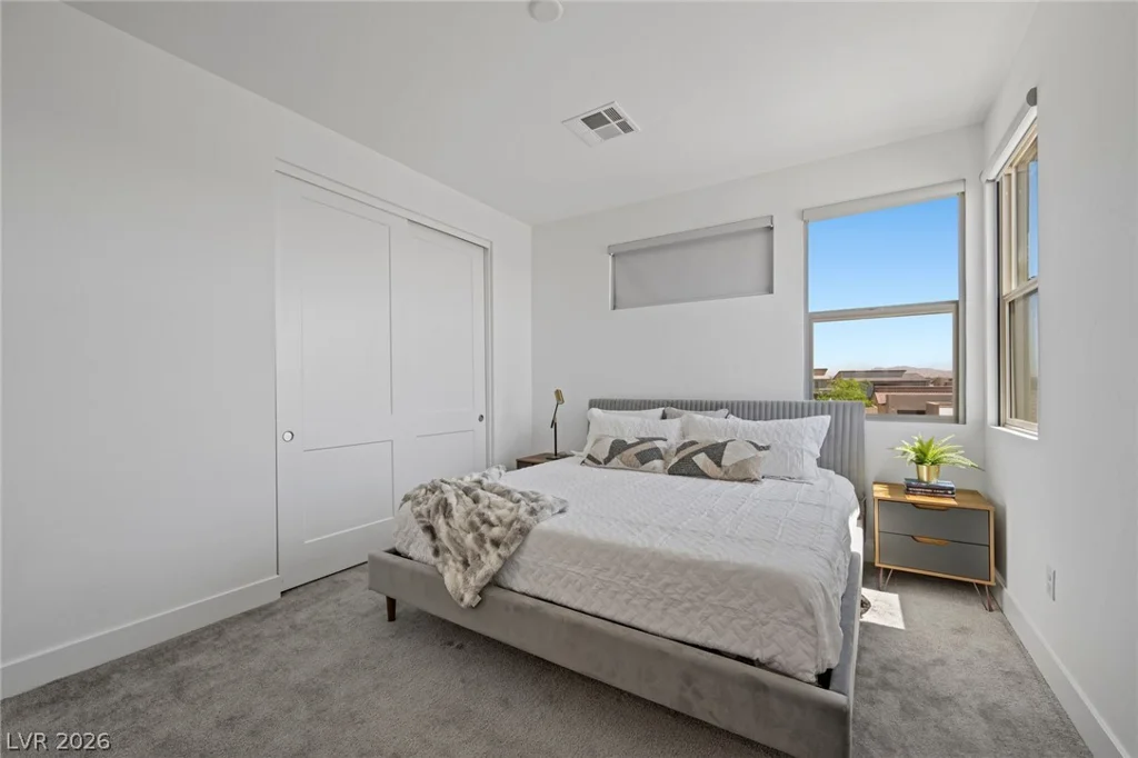11966 Rockview Point, Las Vegas, NV 89138
