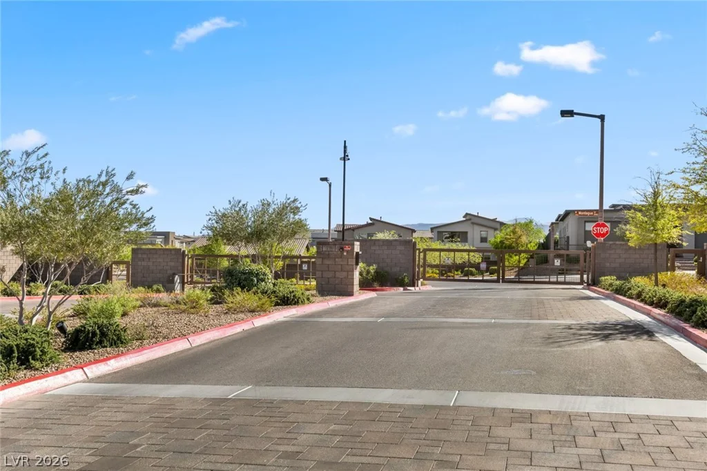 11966 Rockview Point, Las Vegas, NV 89138