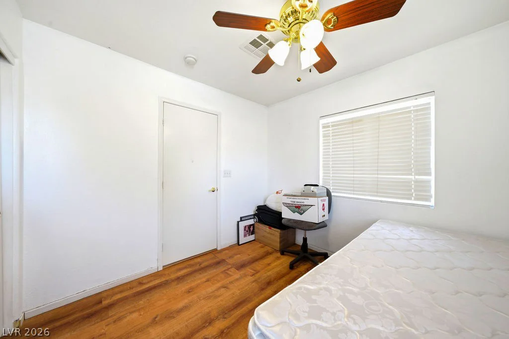 3828 Squirrel, Las Vegas, NV 89122