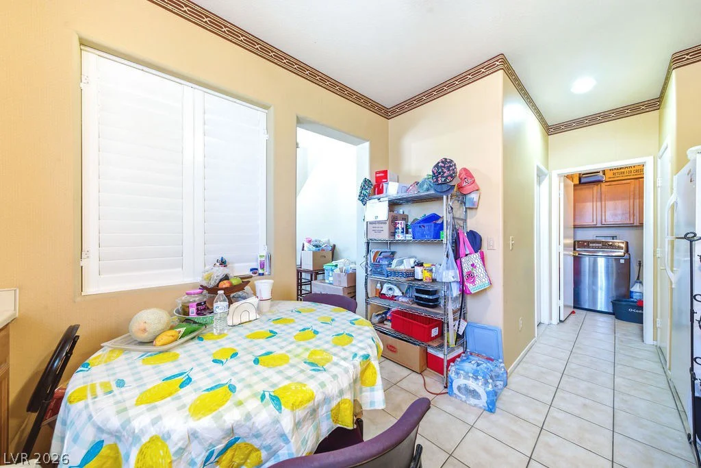 3828 Squirrel, Las Vegas, NV 89122