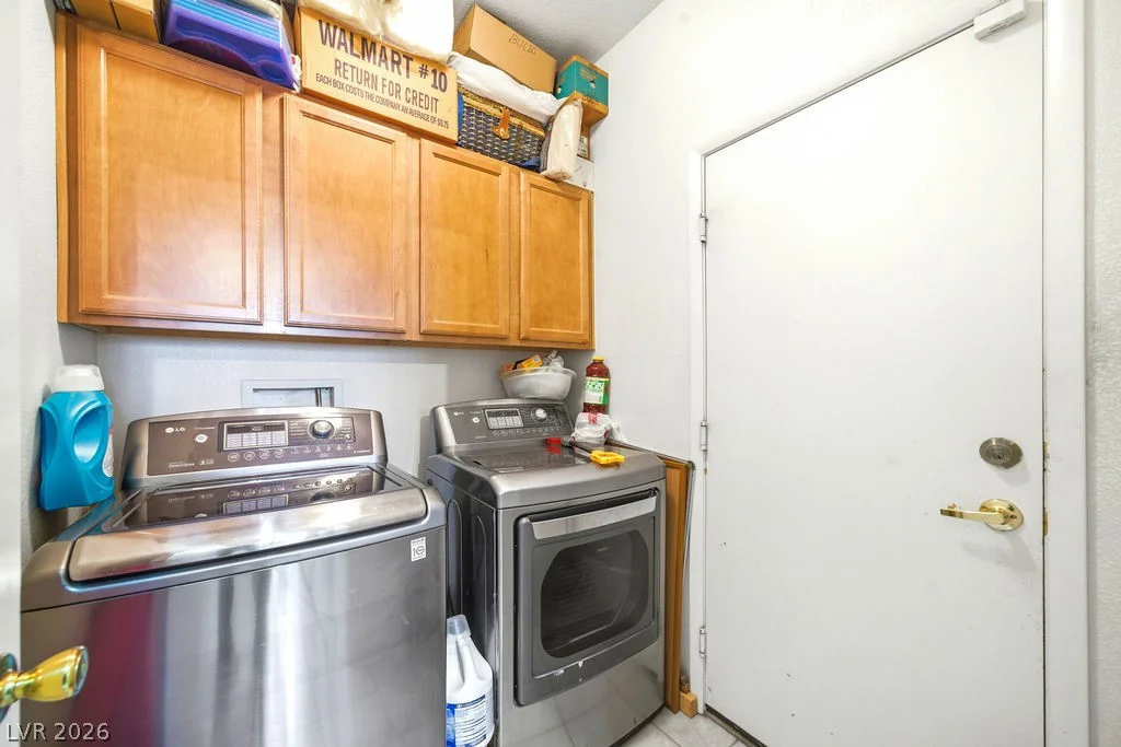 3828 Squirrel, Las Vegas, NV 89122