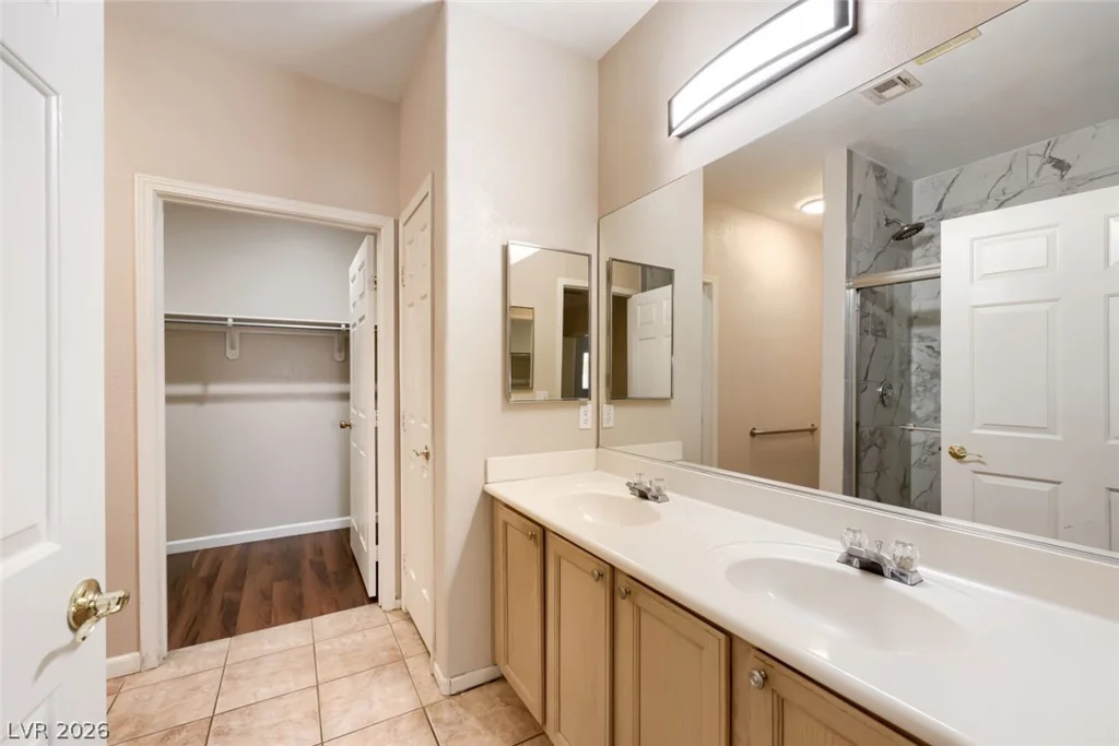 7450 Eastern, Las Vegas, NV 89123