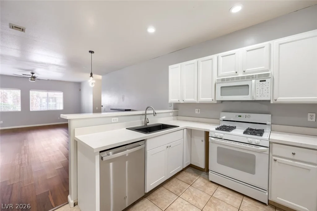 7450 Eastern, Las Vegas, NV 89123