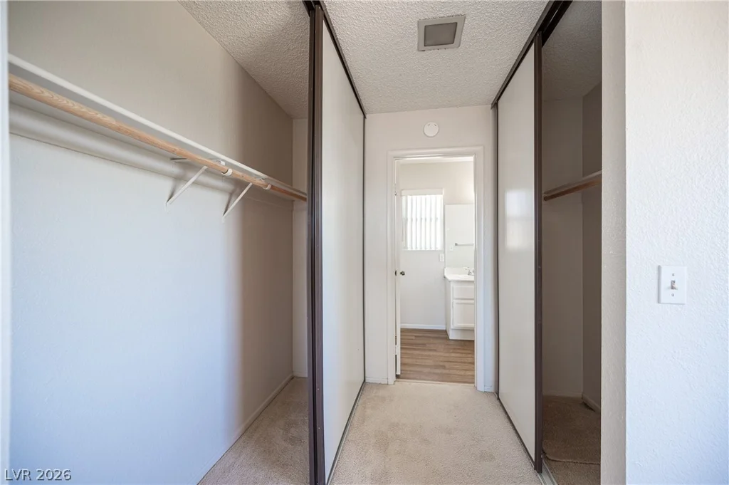 4386 Newhaven, Las Vegas, NV 89147