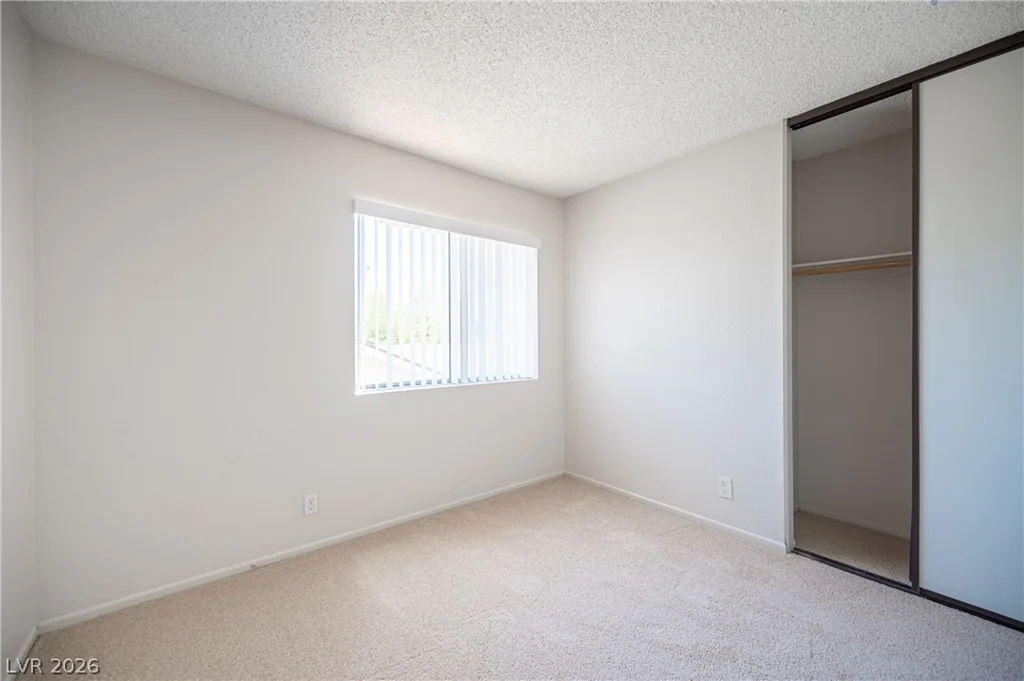 4386 Newhaven, Las Vegas, NV 89147