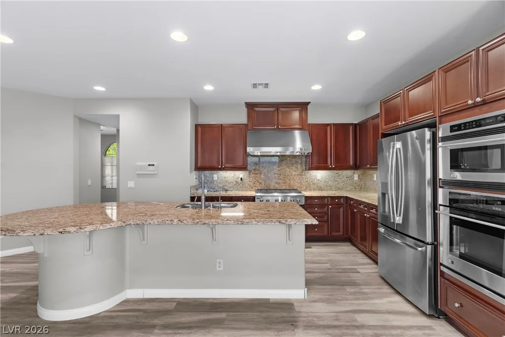 9335 Enchanted Grove, Las Vegas, NV 89149