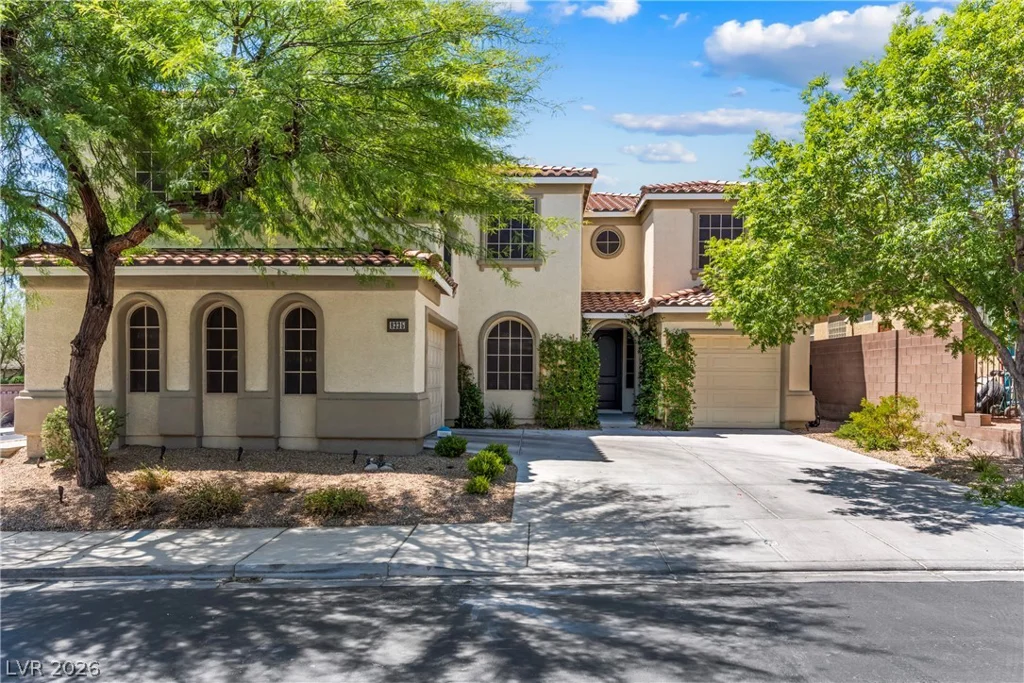 9335 Enchanted Grove, Las Vegas, NV 89149