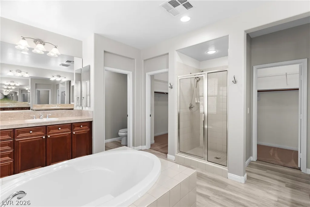 9335 Enchanted Grove, Las Vegas, NV 89149