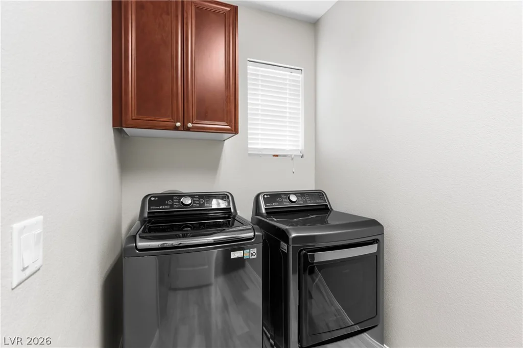 9335 Enchanted Grove, Las Vegas, NV 89149