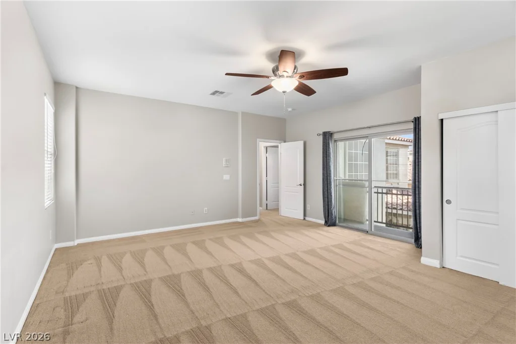 9335 Enchanted Grove, Las Vegas, NV 89149