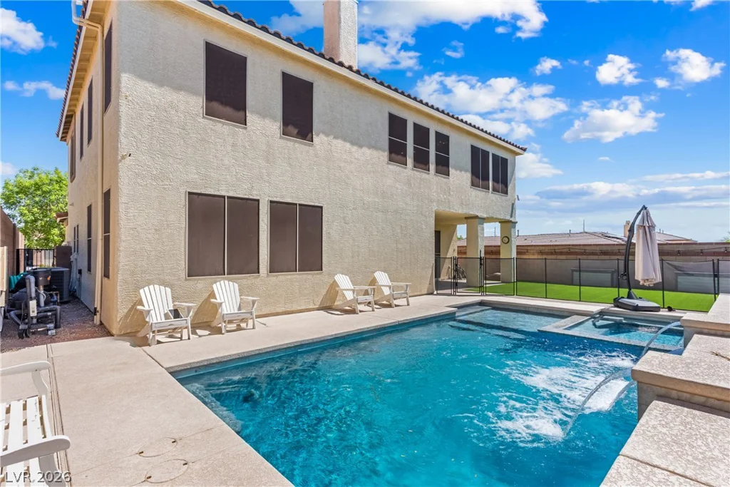 9335 Enchanted Grove, Las Vegas, NV 89149