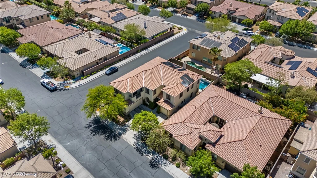 9335 Enchanted Grove, Las Vegas, NV 89149